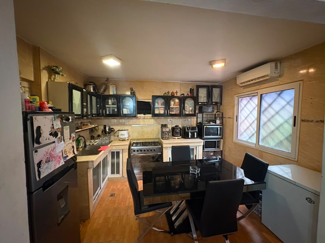 En venta casa ubicada en el Vedado 3ra y D Plaza de la Revolución, justo detrás