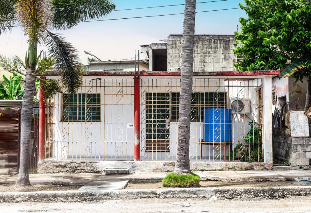OFERTÓN: Casa en Arroyo Naranjo ¡Totalmente amueblada y con placa libre!!