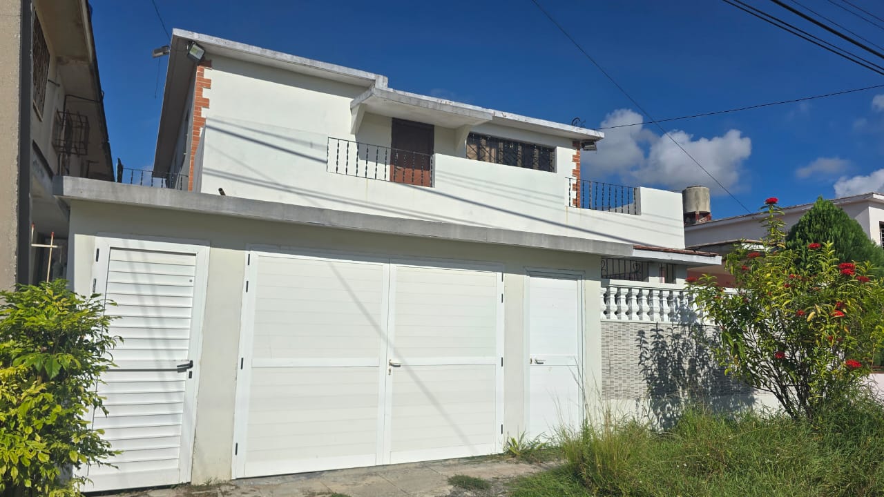 BLUE HORIZON PROPERTIES PRESENTA