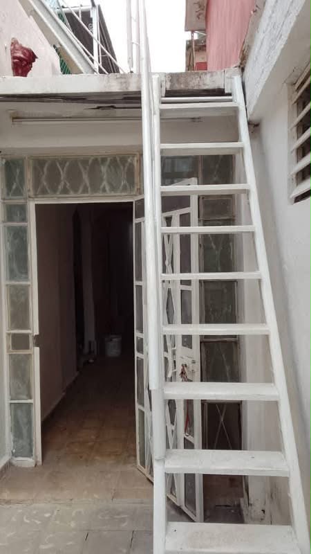 BLUE HORIZON PROPERTIES PRESENTA