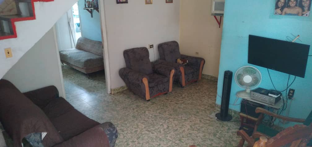 Casa de 2 niveles CASINO DEPORTIVO