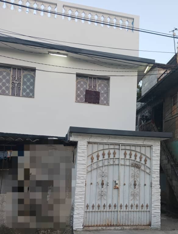 CASA AMPLIA DE 3 PLANTAS EN PARCELACIÓN MODERNA, ARROYO NARANJO!