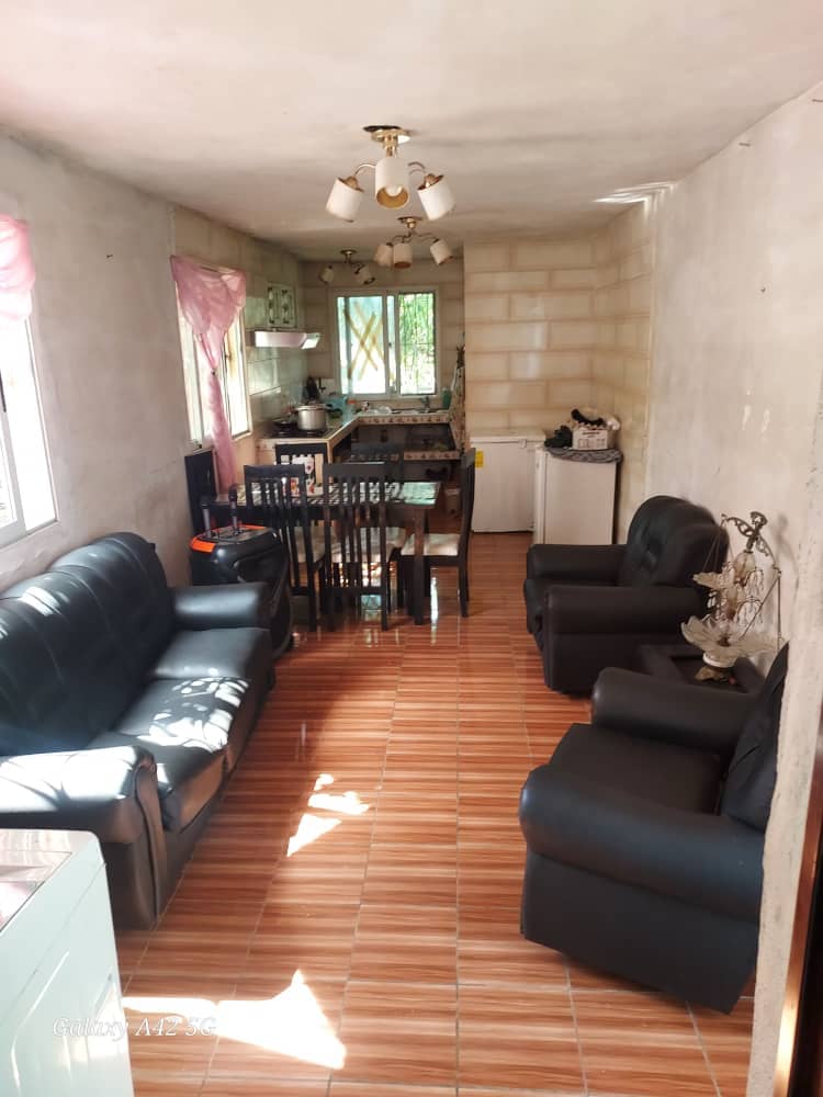 *SE VENDE CASA DE 2 NIVELES EN VÍBORA PARK ARROYO NARANJO*