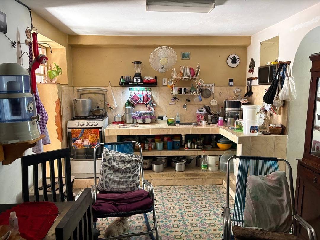 ¡SE VENDE CASA COMPLETAMENTE AMUEBLADA EN EL CERRO, LA HABANA!