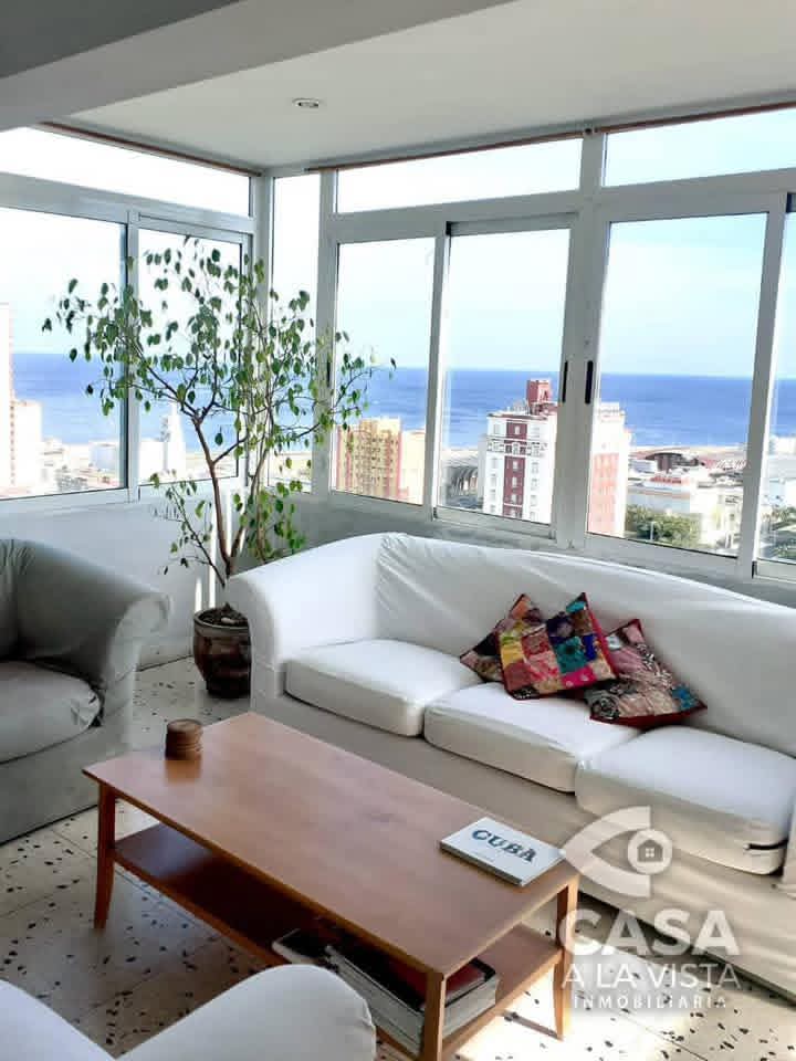 Vistas 360° hacia toda La Habana | Totalmente remodelado | Pisos de granito