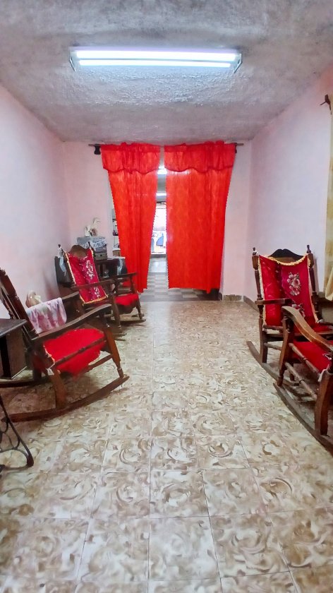 Casa en venta en Cerro, 3 hab.