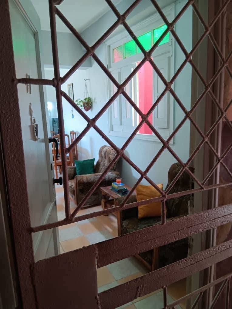 Apartamento en edificio capitalista – Habana Vieja