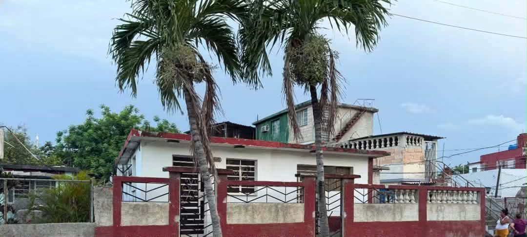 SE vende casa en el paradero d playa ubicada cerca del banco d 112 y d las