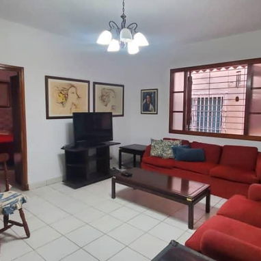 Alquiler de larga estancia - apartamento en Vedado (K y 17), Plaza de la