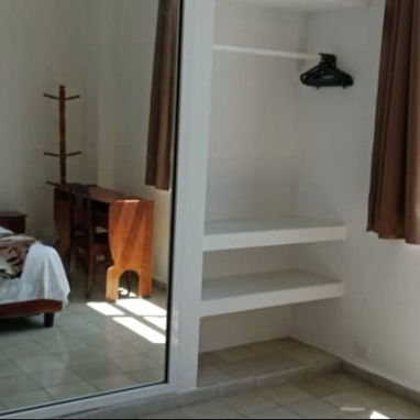 Rento apartamento en Vedado, Plaza de la Revolución, La Habana.