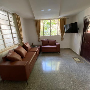 Se renta apartamento en el Vedado, calle 27 y N