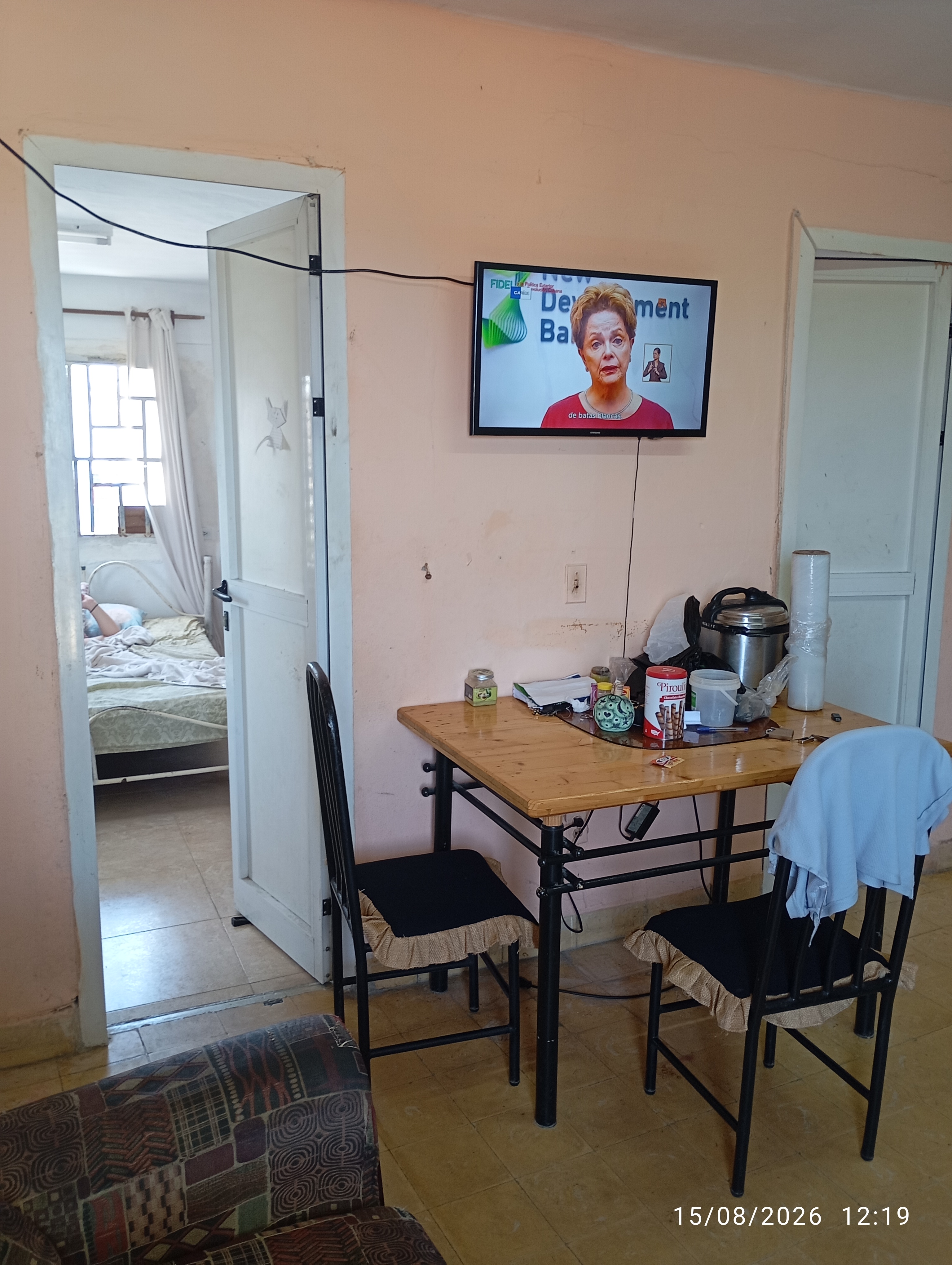 Apartamento ubicado cerca de el hospital hermanos almejeiras vista al malecón