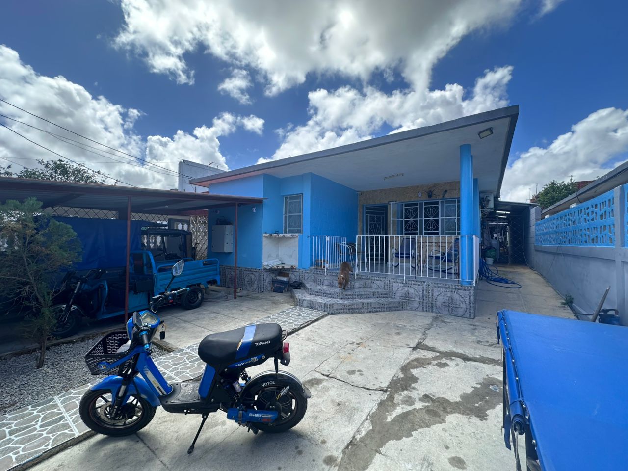 SE VENDE EXCELENTE PROPIEDAD EN REPARTO CHIVAS, GUANABACOA, LA HABANA