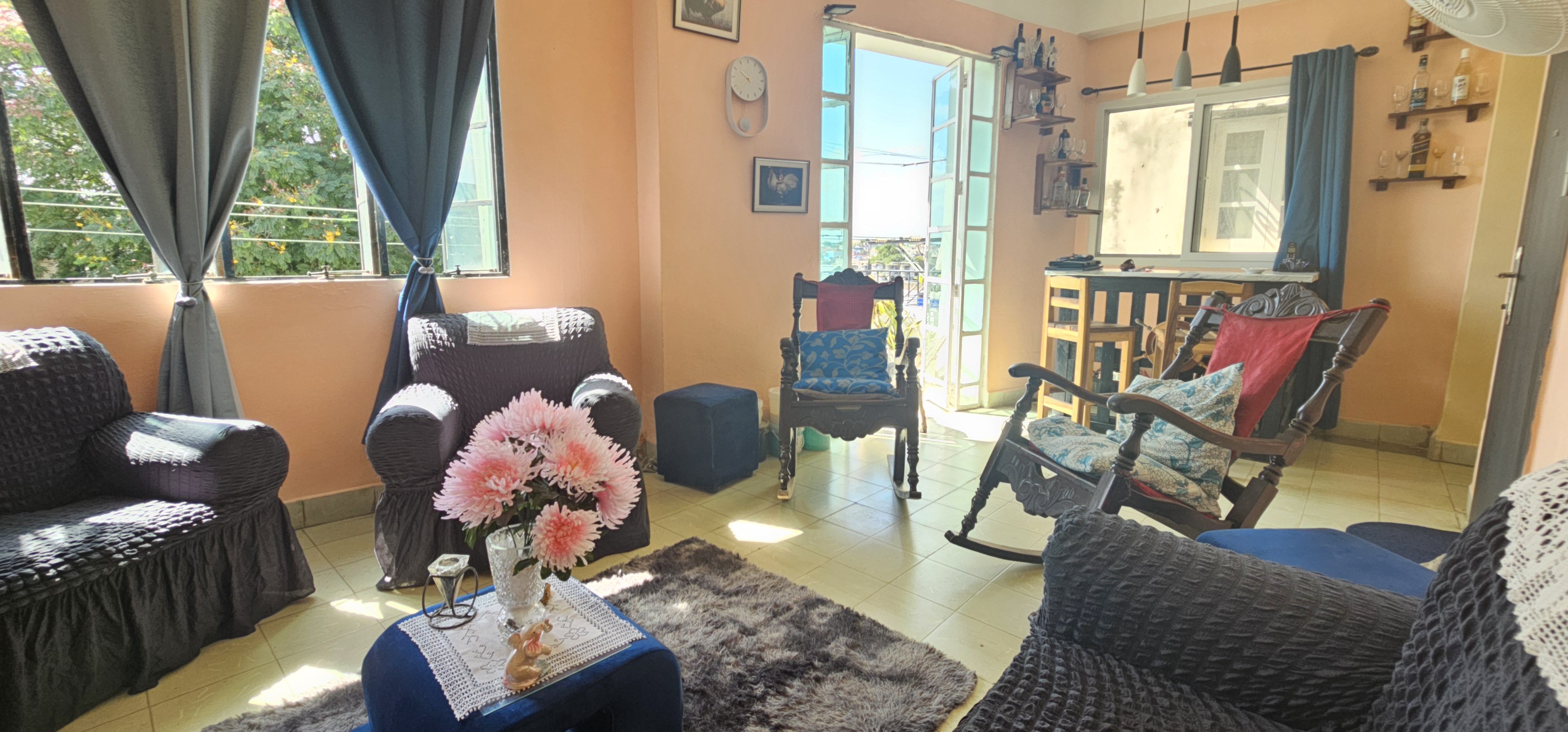 Apartamento capitalista en segundo piso de 89.89 metros cuadrados, consta de