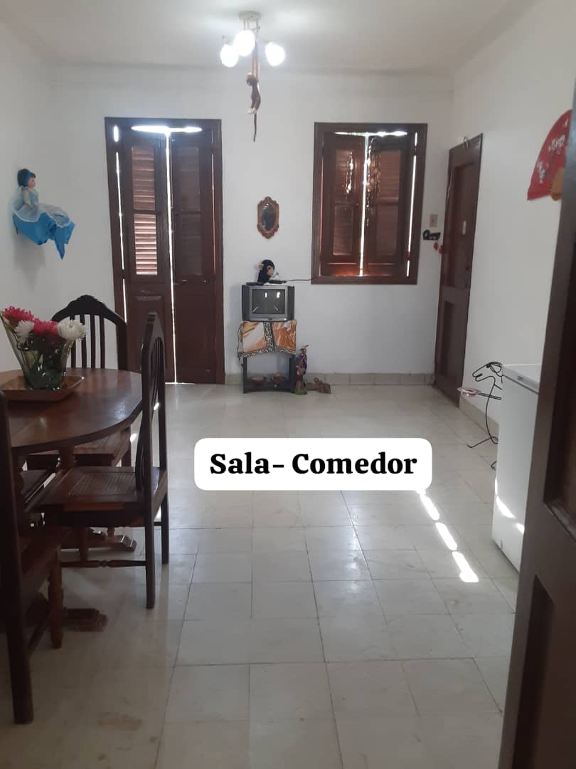 *¡SE VENDE CASA EN MÓNACO! DIEZ DE OCTUBRE ¡OPORTUNIDAD A BUEN PRECIO!*