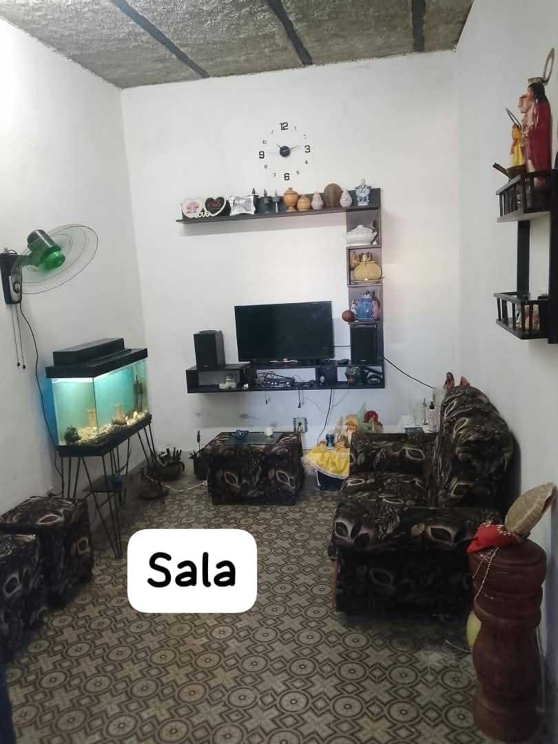 Se vende apartamento en edificio de la Habana vieja de 3 pisos,zona soterrada(