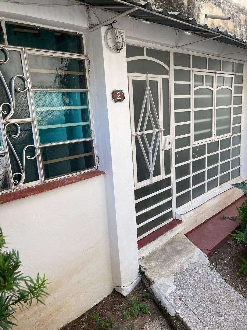 APARTAMENTO EN EL VEDADO EN VENTA ️