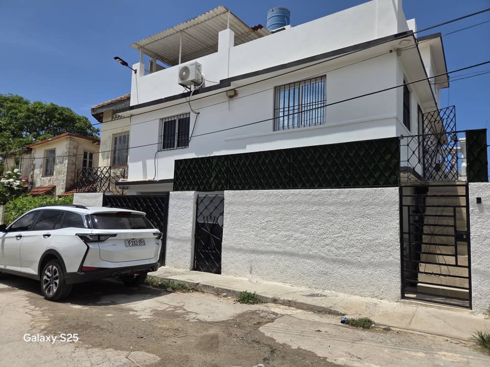 ¡SE VENDE CASA EN SANTA FE!
