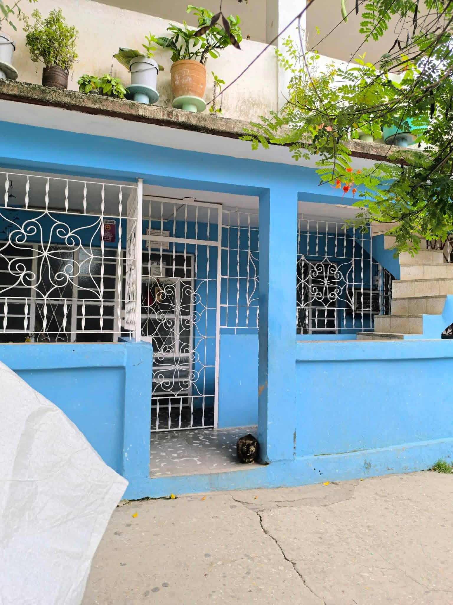 ¡Oportunidad única en Santos Suárez! Se vende casa, planta baja de biplanta